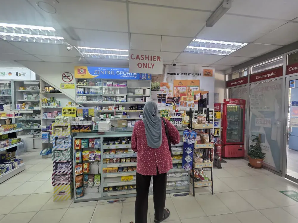 Cashier counter at Farmasi Limbongan HQ